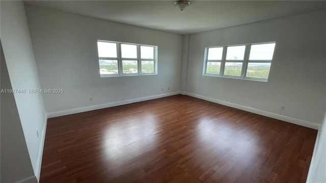 14951 Royal Oaks Ln 1901, North Miami, FL 33181