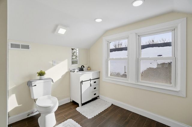 525 S Light Street 525 S Light Street, Springfield, OH 45506