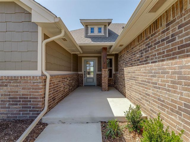 623 Honey Springs Lane, Shawnee, OK 74804