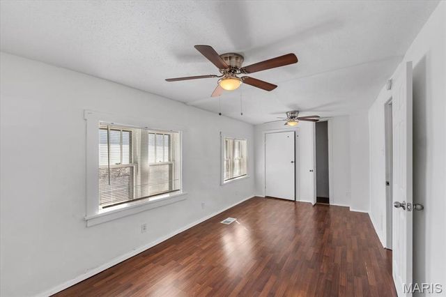 7219 Jenwood Avenue, St Louis, MO 63136