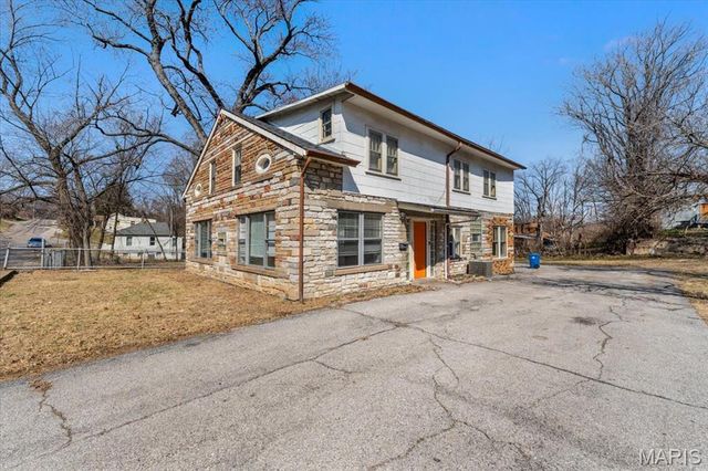 7219 Jenwood Avenue, St Louis, MO 63136