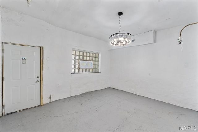 7219 Jenwood Avenue, St Louis, MO 63136