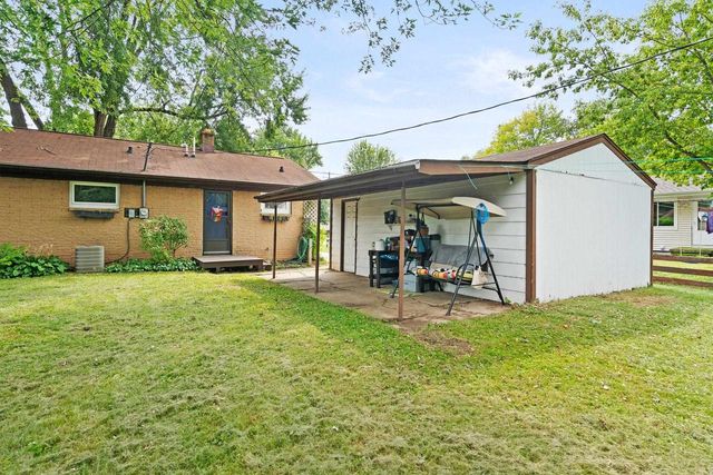 1818 E COLLEGE AVENUE, Appleton, WI 54915