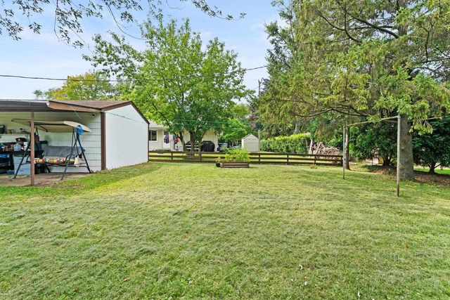 1818 E COLLEGE AVENUE, Appleton, WI 54915