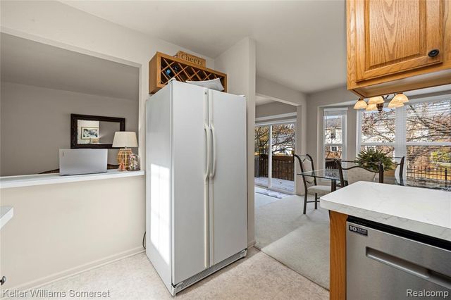 882 Natures Cove Court, Wixom, MI 48393