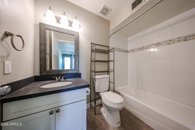 5634 S Captain Kidd Court D, Tempe, AZ 85283