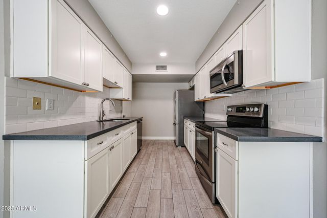 5634 S Captain Kidd Court D, Tempe, AZ 85283