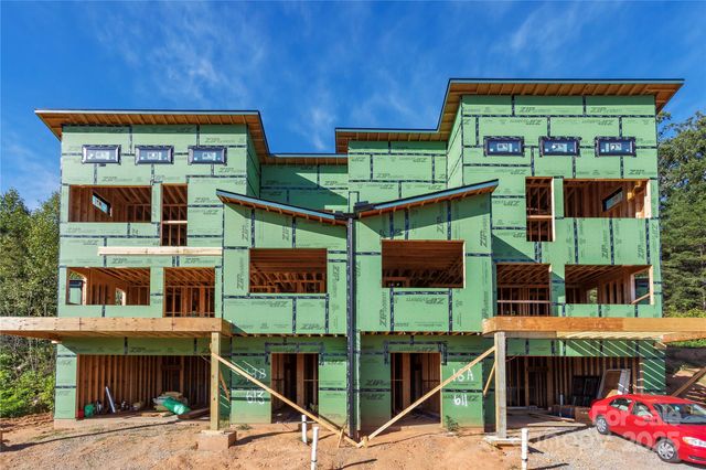 611 Storybook Villas Trail, Asheville, NC 28804