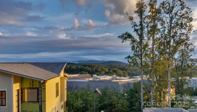 611 Storybook Villas Trail, Asheville, NC 28804