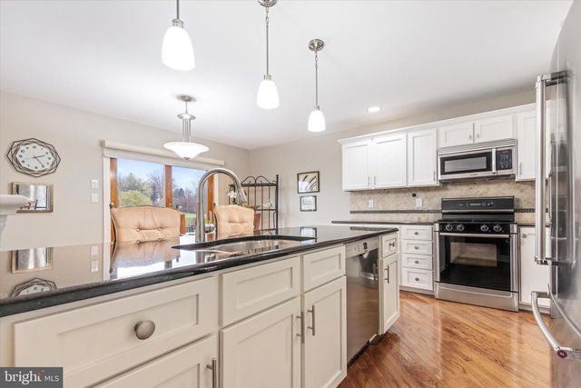 191 CANTERBURY LN, Blue Bell, PA 19422