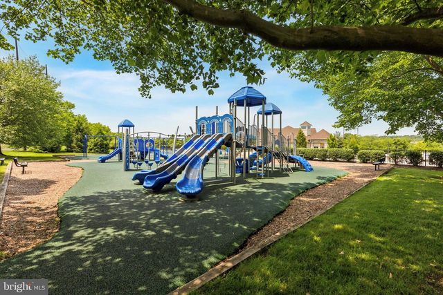 191 CANTERBURY LN, Blue Bell, PA 19422