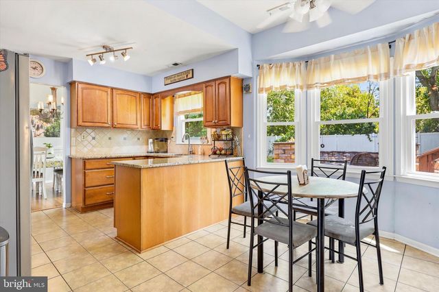 6 FREEDOM PL, Sewell, NJ 08080