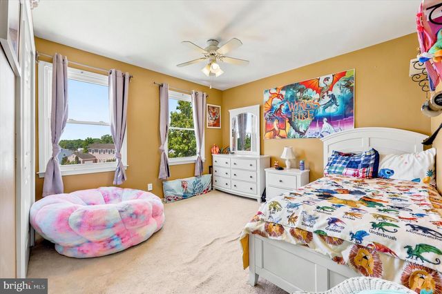 6 FREEDOM PL, Sewell, NJ 08080