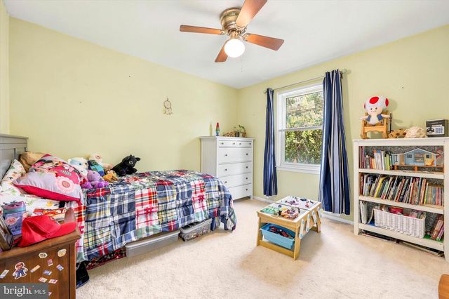 6 FREEDOM PL, Sewell, NJ 08080