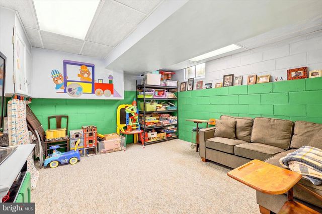 6 FREEDOM PL, Sewell, NJ 08080
