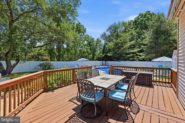 6 FREEDOM PL, Sewell, NJ 08080