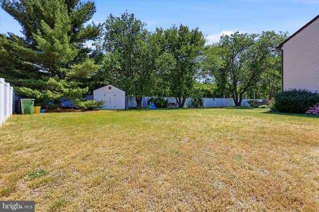 6 FREEDOM PL, Sewell, NJ 08080