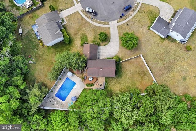 6 FREEDOM PL, Sewell, NJ 08080