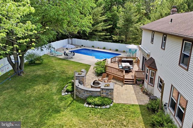 6 FREEDOM PL, Sewell, NJ 08080