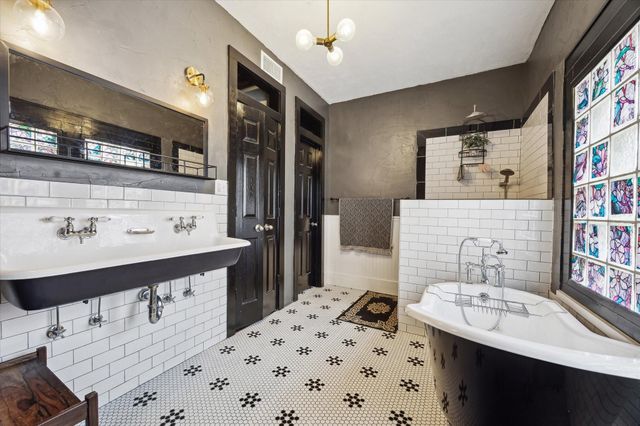 2302 Wentworth Street, Houston, TX 77004