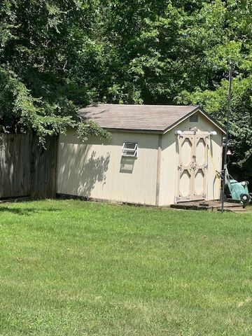 106 Pleasant Street, West Fork, AR 72774