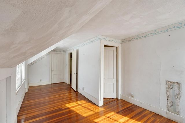 30 Breed Street, Lynn, MA 01902