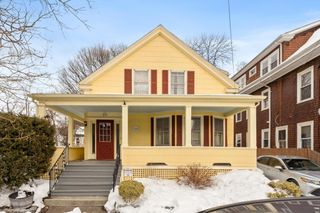 30 Breed Street, Lynn, MA 01902