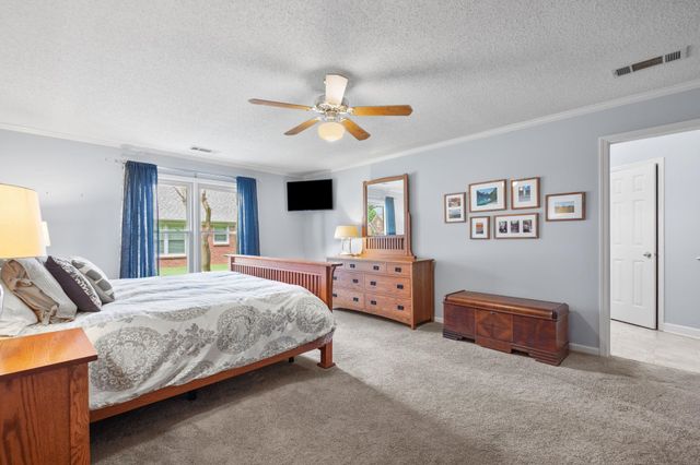 3320 PATRICIA ELLEN DR, Bartlett, TN 38133