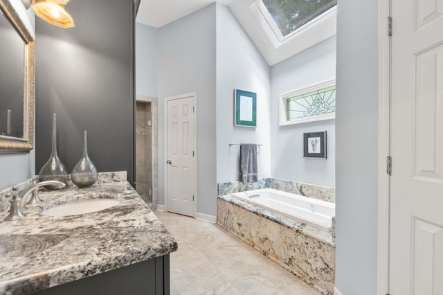3320 PATRICIA ELLEN DR, Bartlett, TN 38133