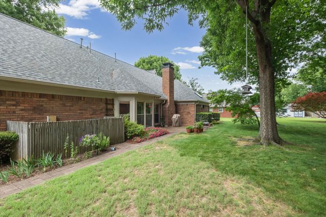 3320 PATRICIA ELLEN DR, Bartlett, TN 38133
