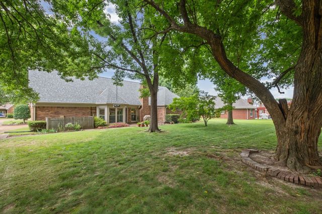 3320 PATRICIA ELLEN DR, Bartlett, TN 38133