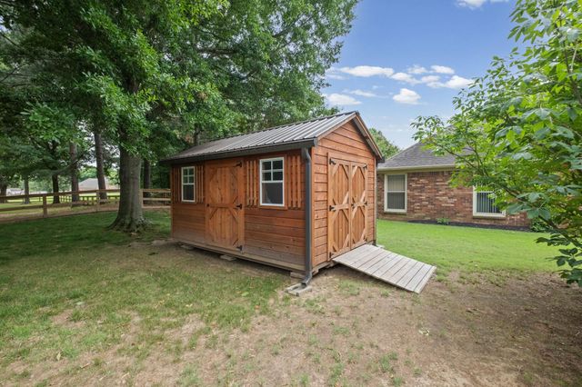 3320 PATRICIA ELLEN DR, Bartlett, TN 38133