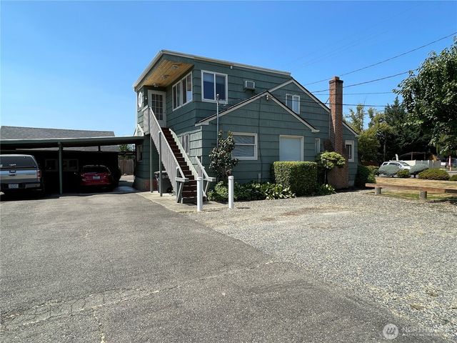 2606 E Main, Puyallup, WA 98372