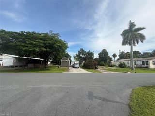 12060 Live Oak DR, Fort Myers, FL 33908