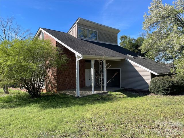 6174 Center Grove Road, Kershaw, SC 29067