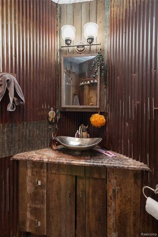 322 E Pere Cheney Road, Roscommon, MI 48653