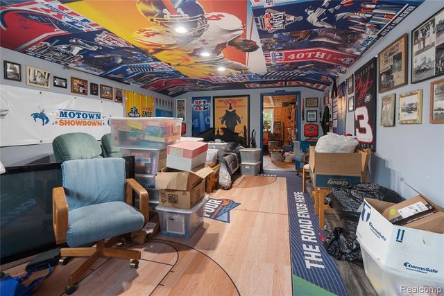 322 E Pere Cheney Road, Roscommon, MI 48653