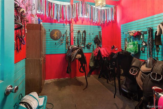 322 E Pere Cheney Road, Roscommon, MI 48653