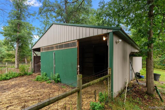 322 E Pere Cheney Road, Roscommon, MI 48653