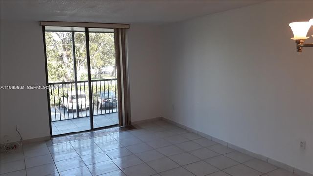 16950 W Dixie Hwy A-228 Hwy A228, North Miami Beach, FL 33160