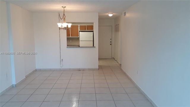 16950 W Dixie Hwy A-228 Hwy A228, North Miami Beach, FL 33160