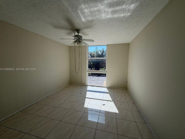 16950 W Dixie Hwy A-228 Hwy A228, North Miami Beach, FL 33160