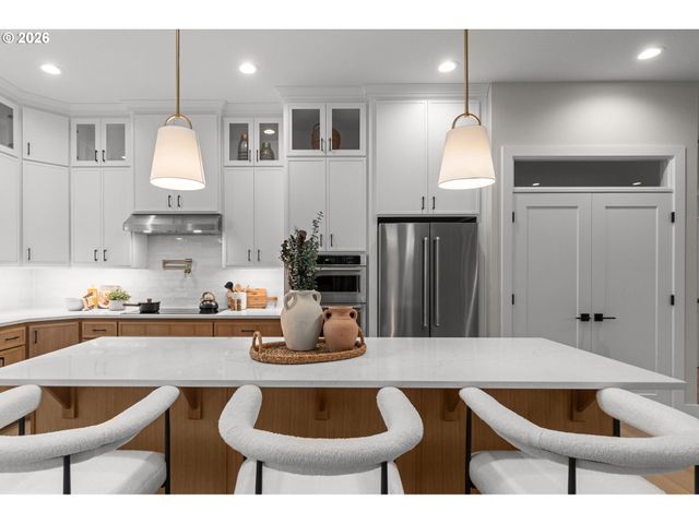 18100 Nw Anastasia Dr, Portland, OR 97229