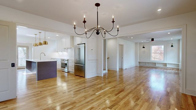 610 Skyview Dr, Nashville, TN 37206