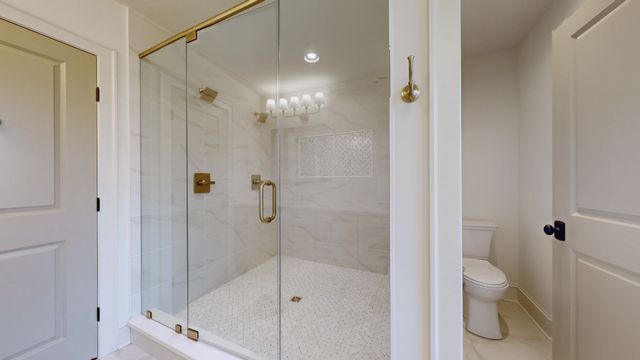 610 Skyview Dr, Nashville, TN 37206