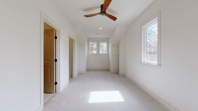 610 Skyview Dr, Nashville, TN 37206