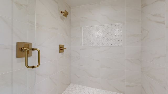 610 Skyview Dr, Nashville, TN 37206