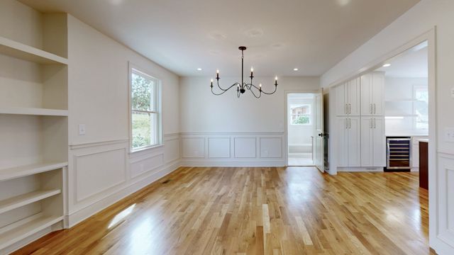 610 Skyview Dr, Nashville, TN 37206