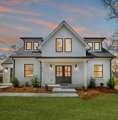 610 Skyview Dr, Nashville, TN 37206