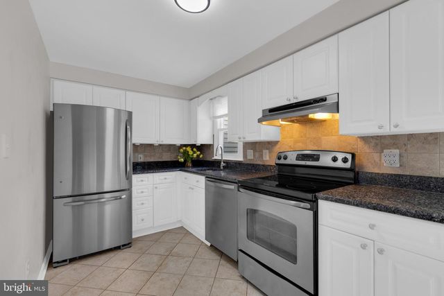 7658 WOLFORD WAY, Lorton, VA 22079